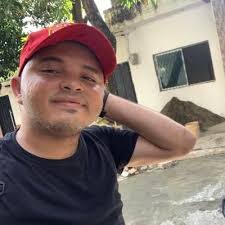 Jonathan Pedraza's Instagram, Twitter & Facebook