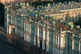 Tarina ecaterina cea mare a rusiei a fost prima sefa de stat care a locuit. Vacanta Esoterica Palatul De Iarna Din Sankt Petersburg St Petersburg Russia Petersburg Russia St Petersburg