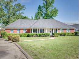 Property Site For 204 Marie Street West Monroe La 71291 In 2020 Property Sites Backyard Large Living Room