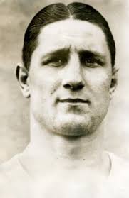 Clyde Hull boxer •