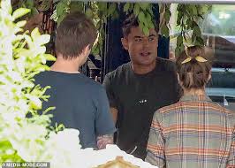 Zac Efron S Girlfriend Vanessa Valladares Joins Actor As He Films Netflix Series In Melbourne Daily Mail Online