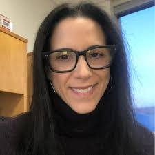 Lisa Popa's Instagram, Twitter & Facebook