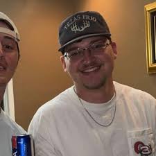 Kyle Dylan Willis (@KyleDylanWillis)