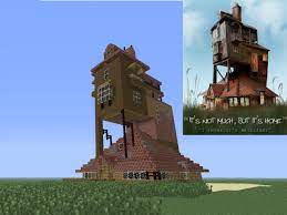 It may be ramshackle, cramped and even a little crooked on its axis, but there's not a homier home to be. The Burrow Harry Potter Minecraft Map