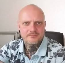 Vier Tage vor NPD-Verbotsverfahren: Thüringer Landesorganisationsleiter  David Köckert wirft das Handtuch