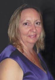 Emily Kamin's Instagram, Twitter & Facebook