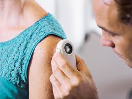 Small cell carcinoma is a distinct clinicopathologic entity that usually arises in the lung but can also originate in a wide range of extrapulmonary sites. Stage 4 Squamous Cell Carcinoma Prognosis And Outlook