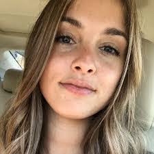 Caitlin Knauss's Instagram, Twitter & Facebook