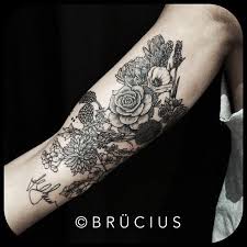 .ed hardy, san francisco's tattoo shops are staffed with an exceptional array of artists specializing in every genre, from traditional japanese to tribal tattoos. Brucius On Instagram Brucius Tattoo Sf Sanfrancisco Brucius Natural Science Engraving Etc Black And Blue Tattoo Tattoo Artists Simple Tattoo Designs