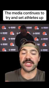 What an utterly ridiculous way to start a press conference for Myles  Garrett 😭😭😭 #breakingnews #nfl #football #nflfootball #clevelandbrowns