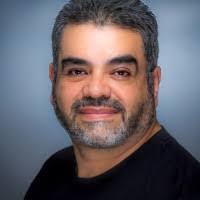 Edgar Viveros's Instagram, Twitter & Facebook