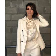 Find andrea rincon's contact information, age, background check, white pages, criminal records, photos, relatives, social networks & resume. Andrea Rincon Andrearincon Top Instagram Photos And Videos