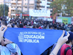 Sin embargo, la reforma universitaria no incluyó la gratuidad de la educación superior. Gratuidad Universitaria Hace 70 Anos La Universidad Se Lleno De Hijos De Obreros El Resaltador