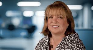 Tamara Schilling's Instagram, Twitter & Facebook