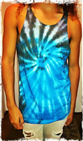 The best tie dye patterns are wonderfully colorful and use individual or combined folding techniques to create unique designs. 40 Cool Tie Dye Projects To Add Color To Your Summer Diy Crafts