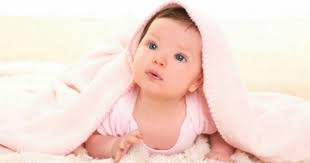 Nama adalah bentuk kasih sayang dari orang tua untuk anak. 45 Rangkaian Nama Bayi Perempuan Islami Yang Cantik Popmama Com