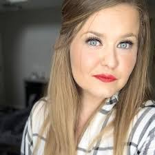 Kristin Coe's Instagram, Twitter & Facebook