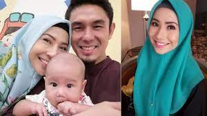 Wanita (istri) shalihah adalah yang taat lagi memelihara diri ketika suaminya tidak ada dikarenakan allah telah memelihara mereka. 9 Ciri Ciri Wanita Solehah Yang Menjadi Dambaan Para Suami Bahagia Hingga Ke Jannah Kartel Dakwah