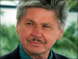 Died from pneumonia, august 30 actor. Charles Bronson Dead At 81 Cbs News