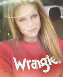 Jillian Ernst's Instagram, Twitter & Facebook