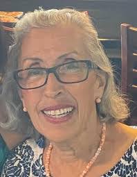 Sarah Conroy's Instagram, Twitter & Facebook