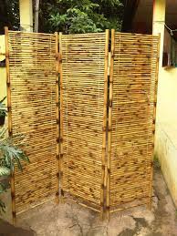 Selain itu, kamu juga bisa cek harga terbaru pembatas ruangan dan diurutkan dari harga yang termurah! Harga Pembatas Ruangan Bambu Model Rumah Minimalis 2020