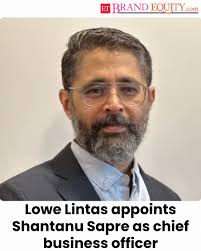 It's time to turn the spotlight on! Prepare to be inspired as we welcome Amit  Nanda, Director Selling Partner Services, @amazon as an esteemed speaker at  #ETEntrepreneurSummit Get ready to be inspired,