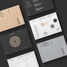 Anyone can build a great looking brand in no time. The Minimalist Brand Style Guide Landscape Circular