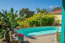 Piscine Et Cabane En Fond Picture Of Les Gites Tit Anse Capesterre Tripadvisor