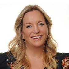 Mary Barrett's Instagram, Twitter & Facebook