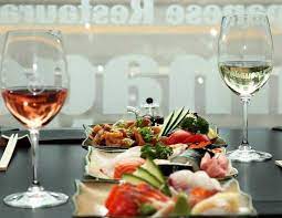 Pin Auf First Table Restaurants