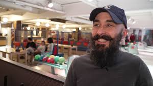 D'Band Ryhthmic Soulwave mécht grad alles fir beim LSC gutt ofzeschneiden.  Mir léieren d'Bandmembere privat kennen. Den Owend em 19:00 am Magazin op  der Tëlee an duerno am Replay:  https://play.rtl.lu/shows/lb/de-magazin/episodes