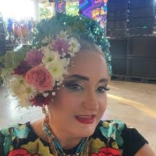 Arturo Celaya's Instagram, Twitter & Facebook