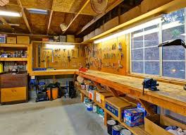 13 Mistakes Not To Make If You Ever Want To Sell Your Home Arbeitsraum In Der Garage Garagenbau Und Bucherregale Bauen