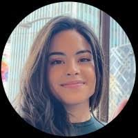 Anna Gallardo's Instagram, Twitter & Facebook