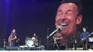 Esta canción está incluida dentro del disco the ghost of tom joad. Bruce Springsteen Youngstown Dublin 2016 Youtube