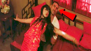 40 Mistakes In Chandni Chowk To China Plenty Mistakes In Chandni Chowk To China Full Hindi Movie Youtube