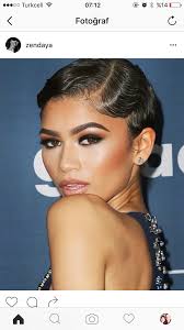 Pin By Cihan On Hair Makeup In Style Zendaya Makeup Zendaya Womens Makeup