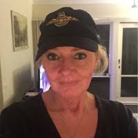 Christine Scully's Instagram, Twitter & Facebook