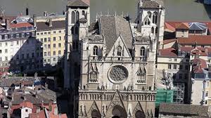 Comprehensive information on lyon's heritage, cultural and sporting activities, leisure and outings for tourists as well as leisure and business information for tourism professionals. Sehenswurdigkeiten In Lyon