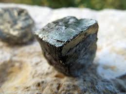 In this index, you'll find pictures of minerals like those you'll most likely encounter in your expeditions. Pyrite Gemstone Rough Faceted Natural Gold Rock