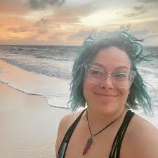 Cara (@carabearaham) • Instagram photos and videos