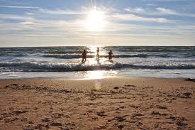 Located in halmstad, nordic camping tylösand offers accommodation with a patio, kitchen and free wifi. Salta Och Sota Bad I Halmstad Bostad Co