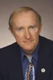 Stephen Brewer's Instagram, Twitter & Facebook