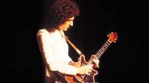 Brian May I Will Never Claim To Be A Great Guitarist In The Sense Of A Virtuoso I Just Try To Play From My Heart Guitarist Hank Marvin Van Halen