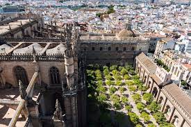 Web oficial de la catedral de sevilla. Die Kathedrale Von Sevilla Und La Giralda Ruralidays