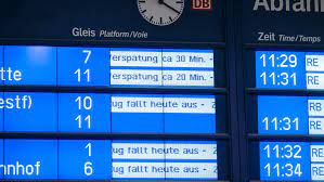 Die eisenbahngewerkschaft und die deutsche bahn vereinbarten eine lohnerhöhung von 6,1 prozent. Np9zyeaub1ajsm