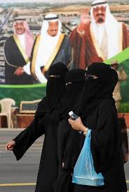 Saudi Arabia Wanita Pakaian Bahagia