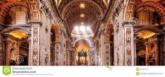 La grandeza y hermosura de la construcción son un símbolo de la aspiración por acercar el cielo a la tierra o hacer que la tierra ascienda hasta la cúpula celeste. Dentro De La Basilica De San Pedro En Roma Imagen Editorial Imagen De Adentro Renacimiento 51257470