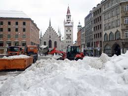 Das „amt für harmonie der vier jahreszeiten, abteilung schnee schickt zwei kommissarinnen marie, die brave, fleißige, selbstlose will, dass die spindel wieder in mutters kästchen verstaut wird. Wetter In Munchen Nach Schneemassen Jetzt Lebensgefahr Auf Den Strassen Schlimme Prognose Durch Tauwetter Stadt